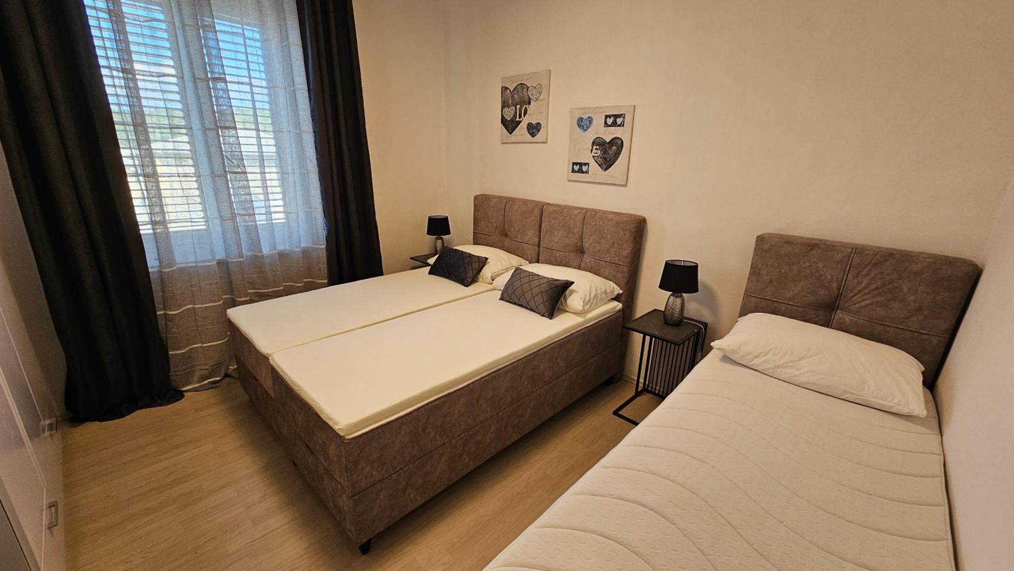 Apartment Milevoj Koromačno Buitenkant foto